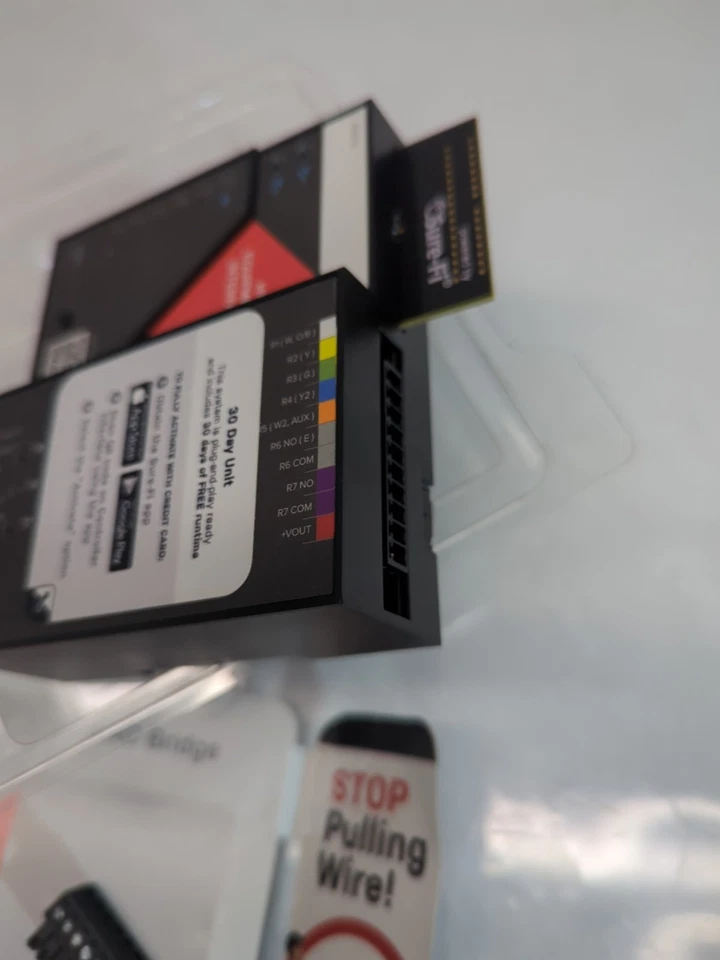 SURE-FI  HVAC Bridge SFI-HV200-01 WIRELESS INTERFACE PARTS LOT AS IS - Image 4 of 4