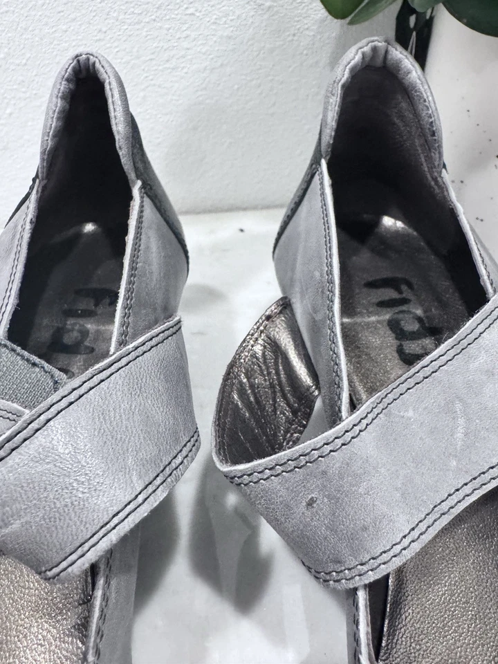 Женские двухцветные серые туфли на каблуках Fidji размер 7,5 М 38 евро кожаный ремешок мокасины Monk - Изображение 4 из 4