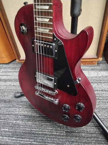 GIBSON LESPAUL STUDIO FADED Used 2010 Mahogany body Mahogany neck w/Soft case