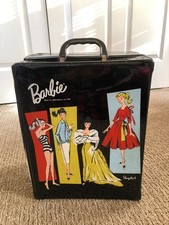 Vtg Barbie Travel/storge case "ponytail" foldout black 1961