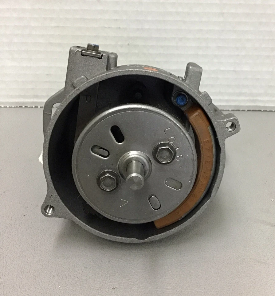 Distribuidor Cardone Motorcraft Reman 30-2494 para 83-91 Ford, Mercury (R60) Foto 3 de 4