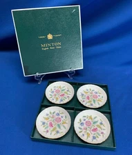 BOXED SET OF 4 MINTON HADDON HALL BONE CHINA COASTERS / TEABAG HOLDERS