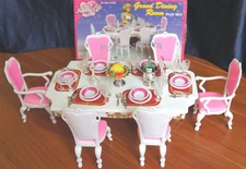 NEW FANCY LIFE DOLLHOUSE FURNITURE GRAND Dining Room Table Chairs Playset (2312)