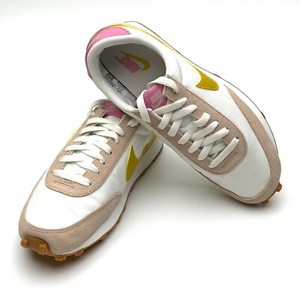 nike women's daybreak fossil stone