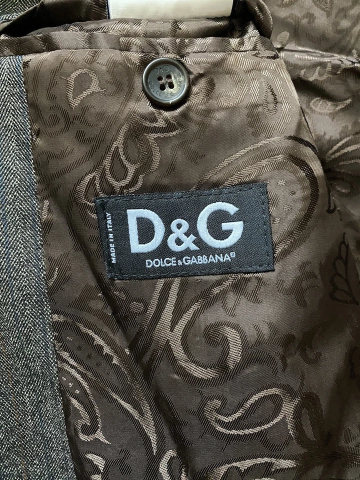 Blazer D&G Dolce & Gabbana tamanho 38/52 lã marrom veludo detalhes forro paisley - Imagem 4 de 4