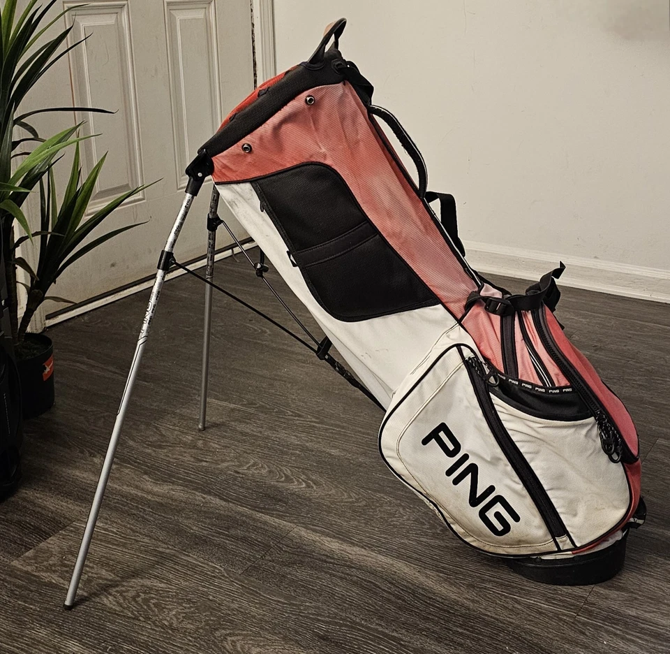 Ping E2 Red/Black/White Carry Stand Bag w/ Rain Cover & 14-Way Club Divider READ - Image 2 of 4