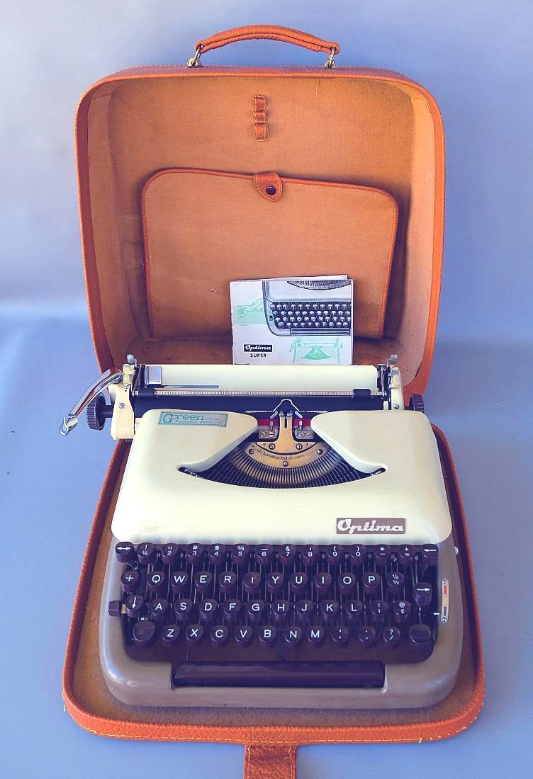 Vintage Optima Humber 88 Portable Typewriter w/ Case /Manual/B&R New Ribbon