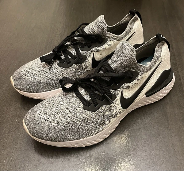 Size 10 - Nike Epic React Flyknit 2 Oreo
