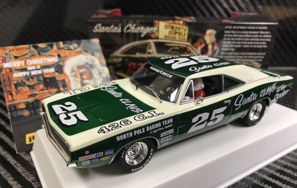 Зарядное устройство Pioneer Santas Charger Dodge Charger - 2022 Рождественский игровой автомобиль DPR 132 P177 15090₽