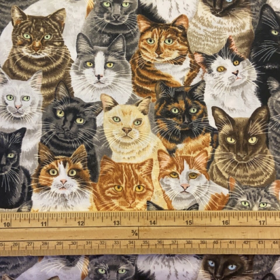 Fat Quarter Crowded Cats Allover 100% Cotton Quilting Fabric