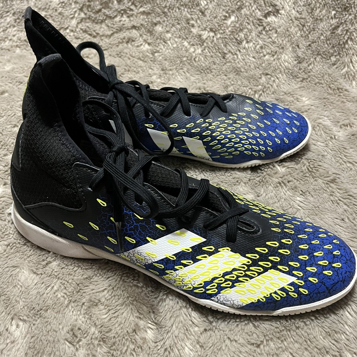 Adidas Predator Freak Indoor Soccer Shoes Multicolor FY0614 Youth Jr  Size