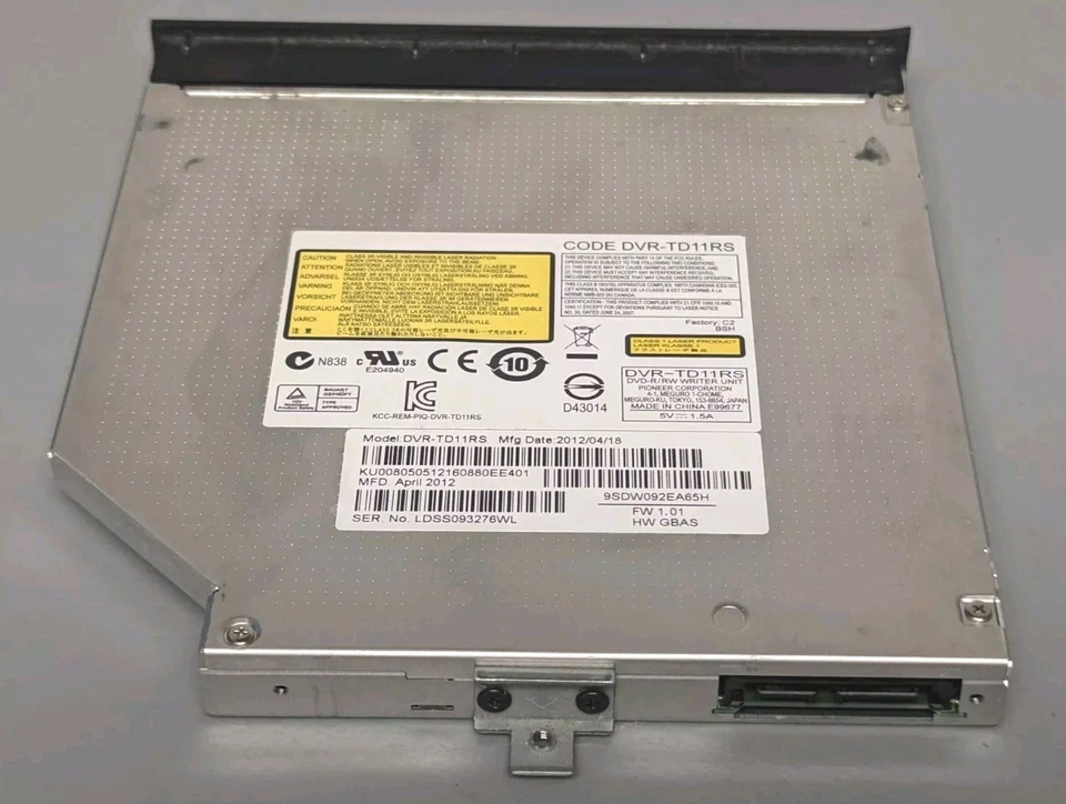 Unidad grabadora Gateway NE56R NE56R15U SATA DVD-RW con bisel Foto 2 de 2