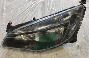 13365290 Projektor Links OPEL ASTRA (P10) 1.3 CDTI (70Kw) Ber 5p/d/1248cc
