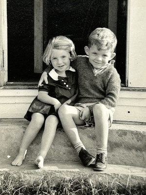 Vintage Photo Cute Little Boy Girl Bare Feet Sweater Doorstep Stairs