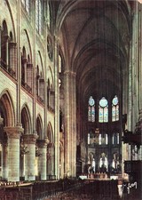 75 PARIS NOTRE DAME DE PARIS LA NEF