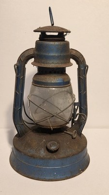 R.E.Dietz Co. Blue ''Little Wizard''  Oil Burning Lamp Railroad Mining Agriculture