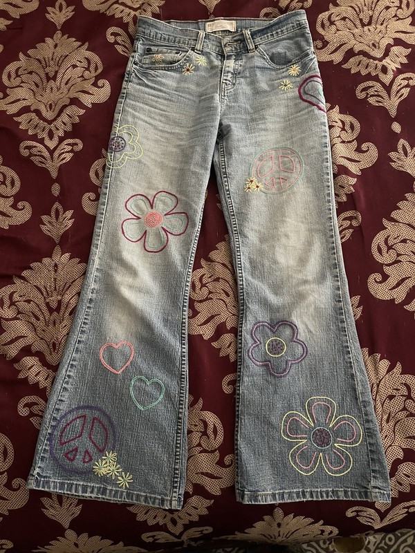 Levis Custom Peace, Love, Embroidered Jeans  Flare Low Rise Light Wash 28x29
