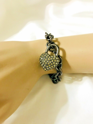 HEART CHARM BEBE BRACELET WITH CRYSTALS AND CHUNKY LINK CHAIN