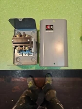 Fre Ship CUTLER HAMMER 9560 40AMP AC DEFINITE PURPOSE AIR CONDITIONING CONTACTOR