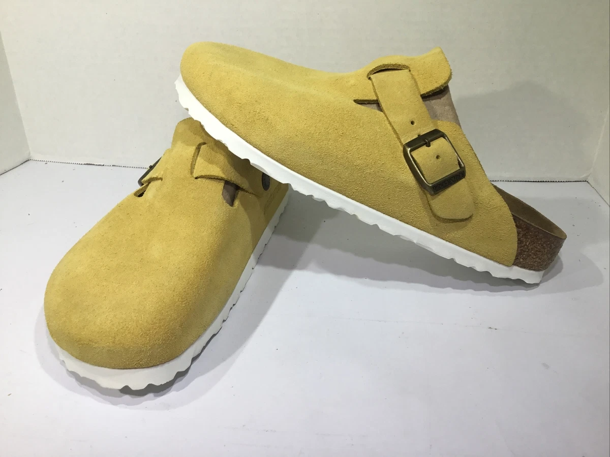 Ochre suede birkenstocks 2025