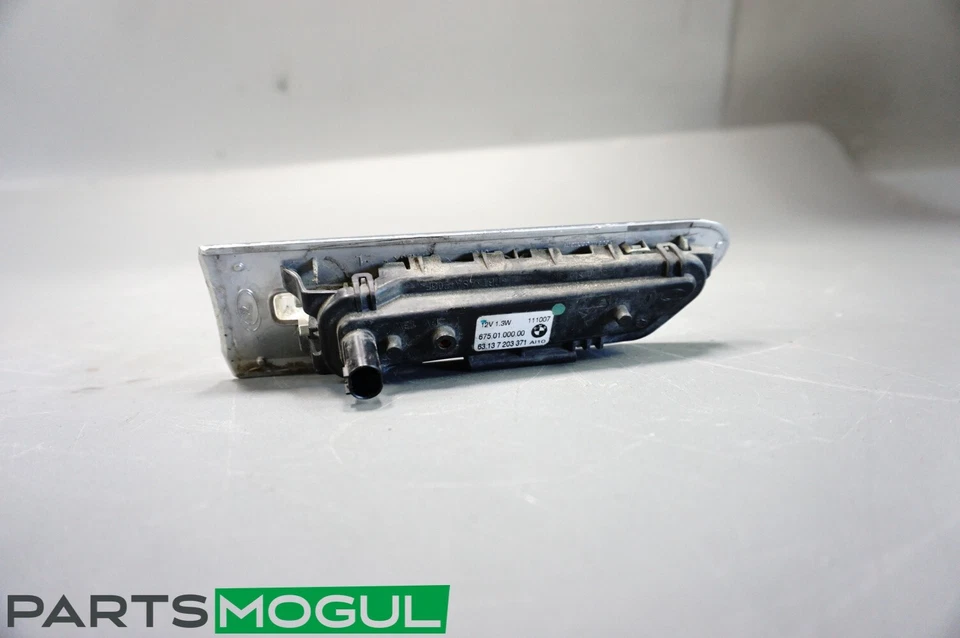 09-15 BMW 750i F01 F02 DELANTERO IZQUIERDO IZQUIERDO GUARDABARROS LADO DEL CONDUCTOR MARCADOR INTERMITENTE OEM Foto 4 de 4