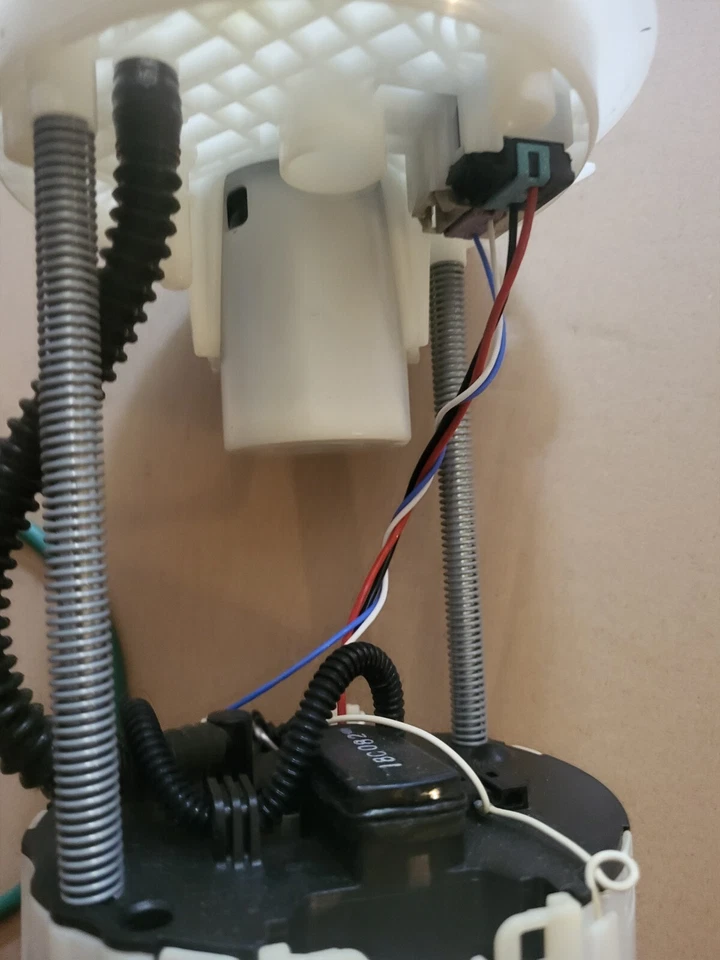 Buick Encore 2013-2020 1,4 L tracción delantera bomba de combustible poco kilometraje 55.000 millas Foto 4 de 4