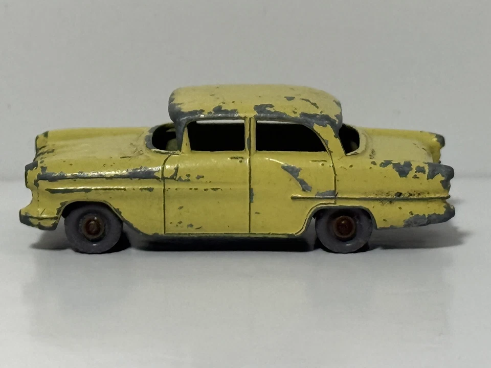 Matchbox Lesney No 45a Vauxhall Victor - Vintage 1958 Yellow Car (ID#655) - Image 2 of 4