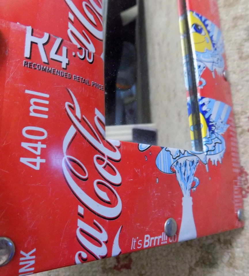 De colección ÚNICO Coca-Cola Corte Pez Amarillo en Lata de Hielo Lata Espejo Enmarcado ¡¡¡Es Brrr!!! on Foto 3 de 4