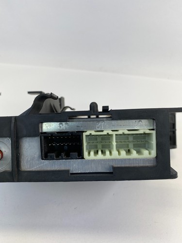 2012 2013 Chevrolet Sonic Communication Interface Module W/ Bracket 22903686 - Picture 5 of 12