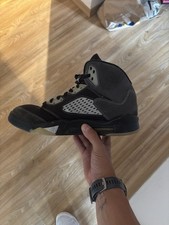 Jordan Air Jordan 5 Herren Sneaker Mid Top schwarz/grau gepolstert EU 43 US …