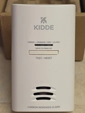 Kidde Carbon Monoxide Detector, Plug in Wall with AA Battery Backup, Test-Hush