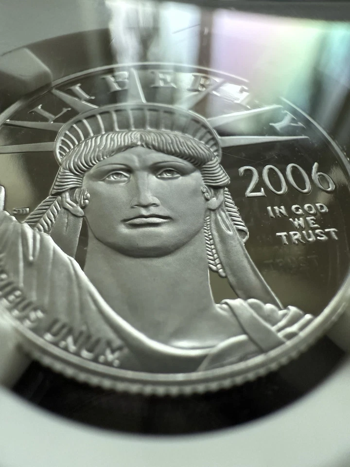 2006-W $50 American Platinum Eagle NGC PF70 Ultra Cameo Mike Castle Signed - Image 4 of 4