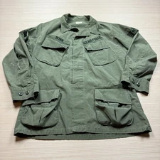 Vintage 1968 Vietnam War Ripstop Poplin Slant Pocket Jungle Jacket OG-107 Medium