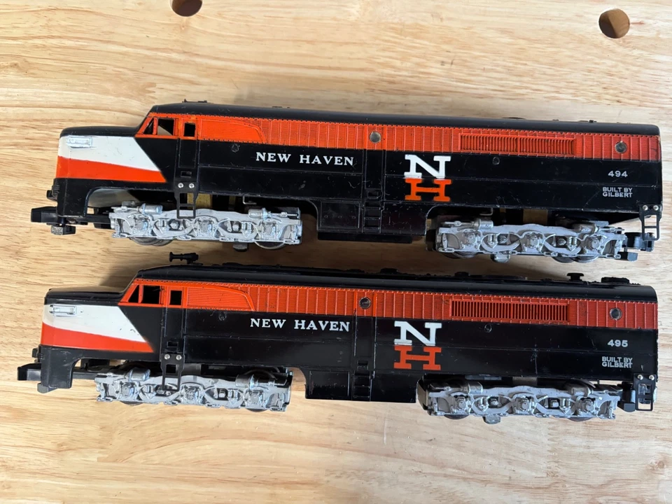 American Flyer S Gauge New Haven Alco PA Diesel Locomotive Pair 494 & 495 - RUNS - Image 4 of 4