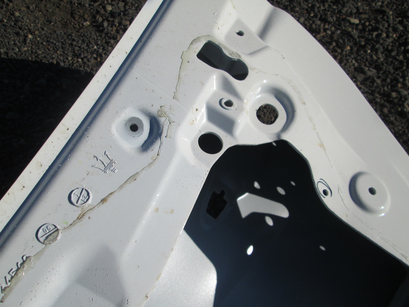 Maserati Ghibli 2014+ - RH Rear Door Shell  - # 673008061