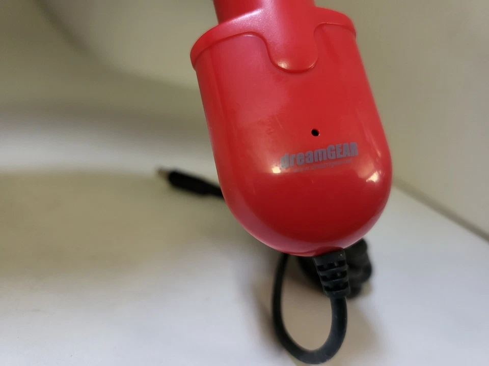 NEW RED 12 Volt Car Charger adapter for the Nintendo 2DS console #V1 - Image 4 of 4