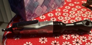 Central Pneumatic 3/8" Drive Heavy Pneumatic Air ratchet Wrench, UNTESTED