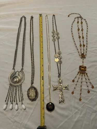 Vintage Costume Necklace & Pendant Mixed Lot Multicolor Jewelry 5 Pieces
