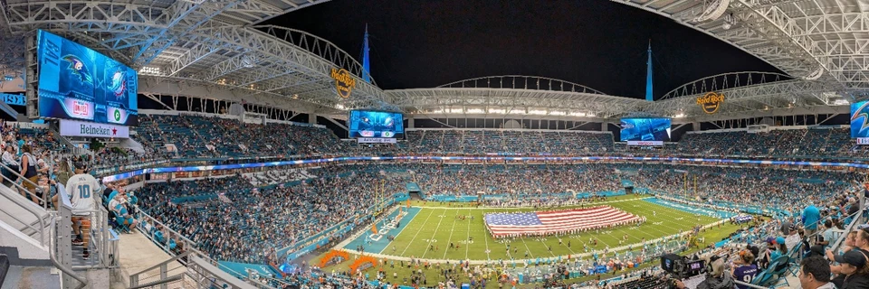 Tampa Bay @ Miami Dolphins + parking. 348 row 6  electronic transfer 2 Tix - Image 2 of 3