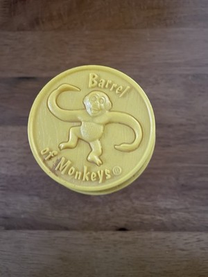 1989 Yellow Barrel Of Monkeys 14 Red Monkey 