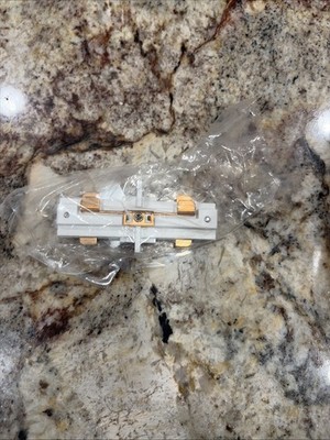 WAC Lighting I-Connector for H-Track Systems,  HI- WT White