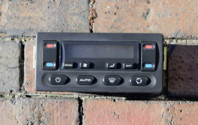 1999 - 2004 Land Rover Discovery 2 HVAC A/C Heater Controls Air Conditioning D2