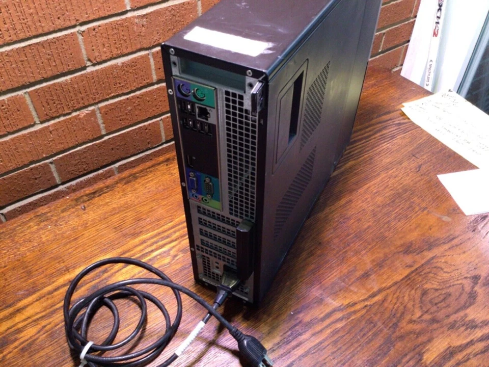 Dell Optiplex 790 SFF Core i5-2400 @ 3.10GHz 4GB RAM NO HDD NO OS - Image 2 of 4