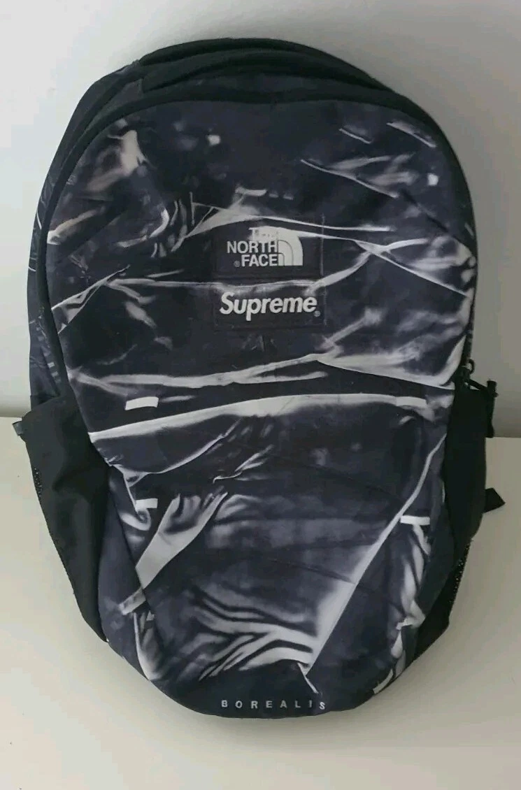 Sac à dos SS23 FW18 Supreme x The North Face Tromple L'oeil imprimé Borealis