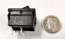 D-SERIES-DPST-C&K PC MOUNT 10 AMP 125VAC ROCKER SWITCH FITS HOLE 23 X 20 MM (1PC