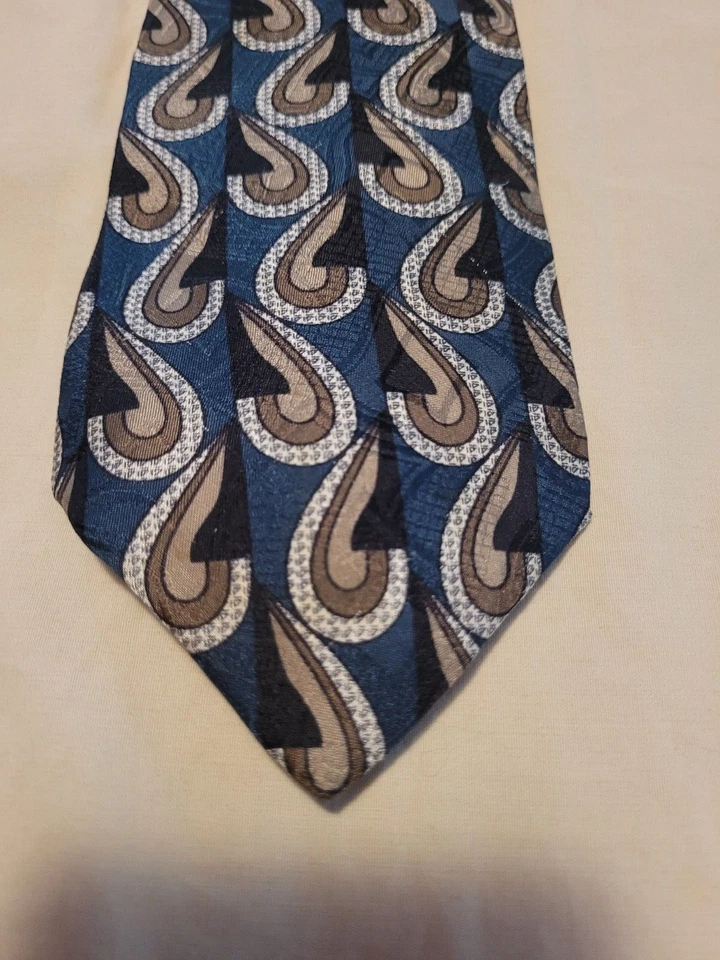 Lot of 3 Via Manzoni 100% Italian Silk Men's Neckties Made in The USA - Image 3 of 4