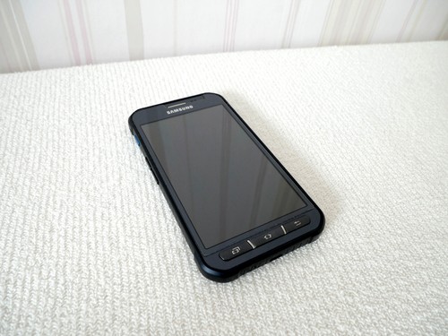 Samsung Galaxy Xcover 3 - 8 GB - Dark Silver (Unlocked) - Picture 4 of 4