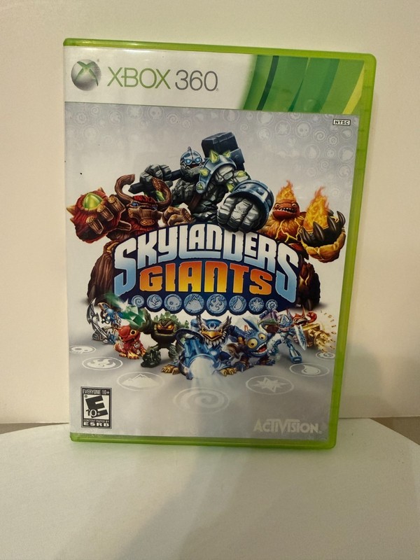 Skylanders: Giants (Microsoft Xbox 360, 2012)
