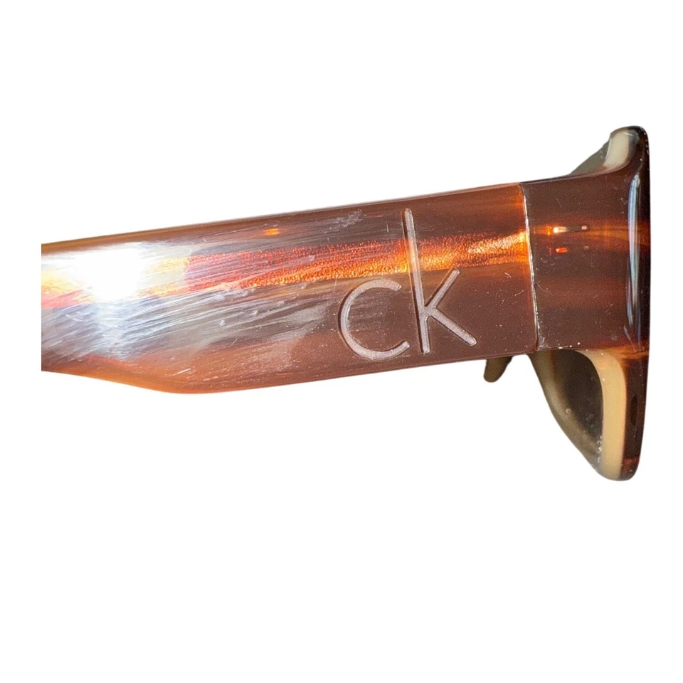 Monturas de gafas de sol Calvin Klein CK para mujer carey moda SOLO MARCOS Foto 3 de 4