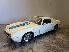 AMERICAN MUSCLE 1.18 (ERTL COLLECTIBLES) 70 PONTIAC TRANS AM/whitish & box